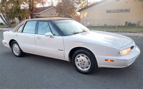 1999 Olds Delta 88: A Classic Ride Review