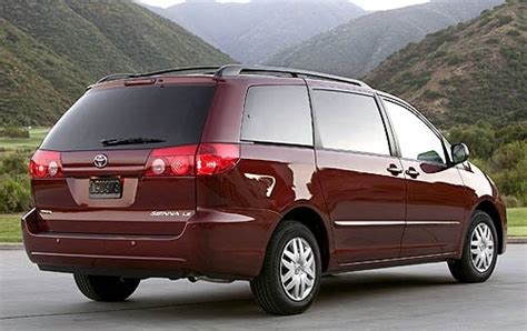 2006 Toyota Sienna Minivan Review And Specs