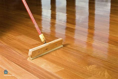 5 Ways To Apply Floor Finish With A T Bar