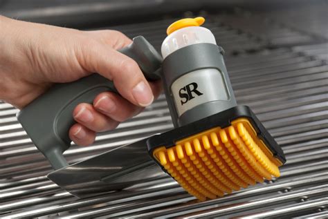 5 Ways To Use A Grill Oil Applicator