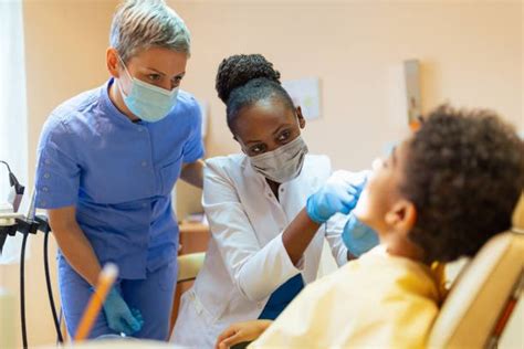 7 Tips For A Winning Dental Assistant Job Application