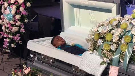 Biggie Smalls Casket: A Haunting Final Resting Place