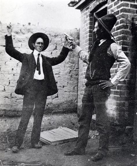 Desperados Of The Old West: Outlaws And Lawmen