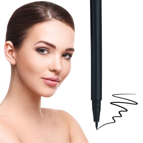 Fineline Applicator: Precise Beauty Tool For Makeup Artists