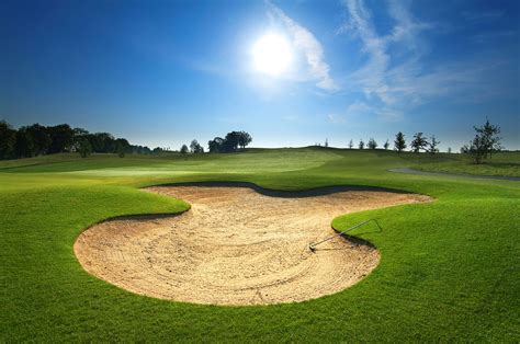 Golf Course Application Made Easy With Technology