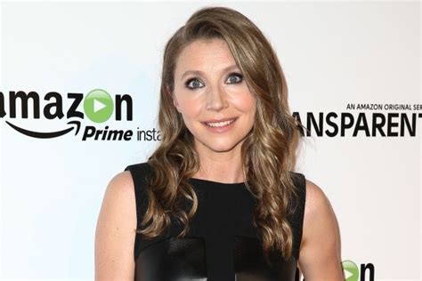 Sarah Chalkes Net Worth Revealed